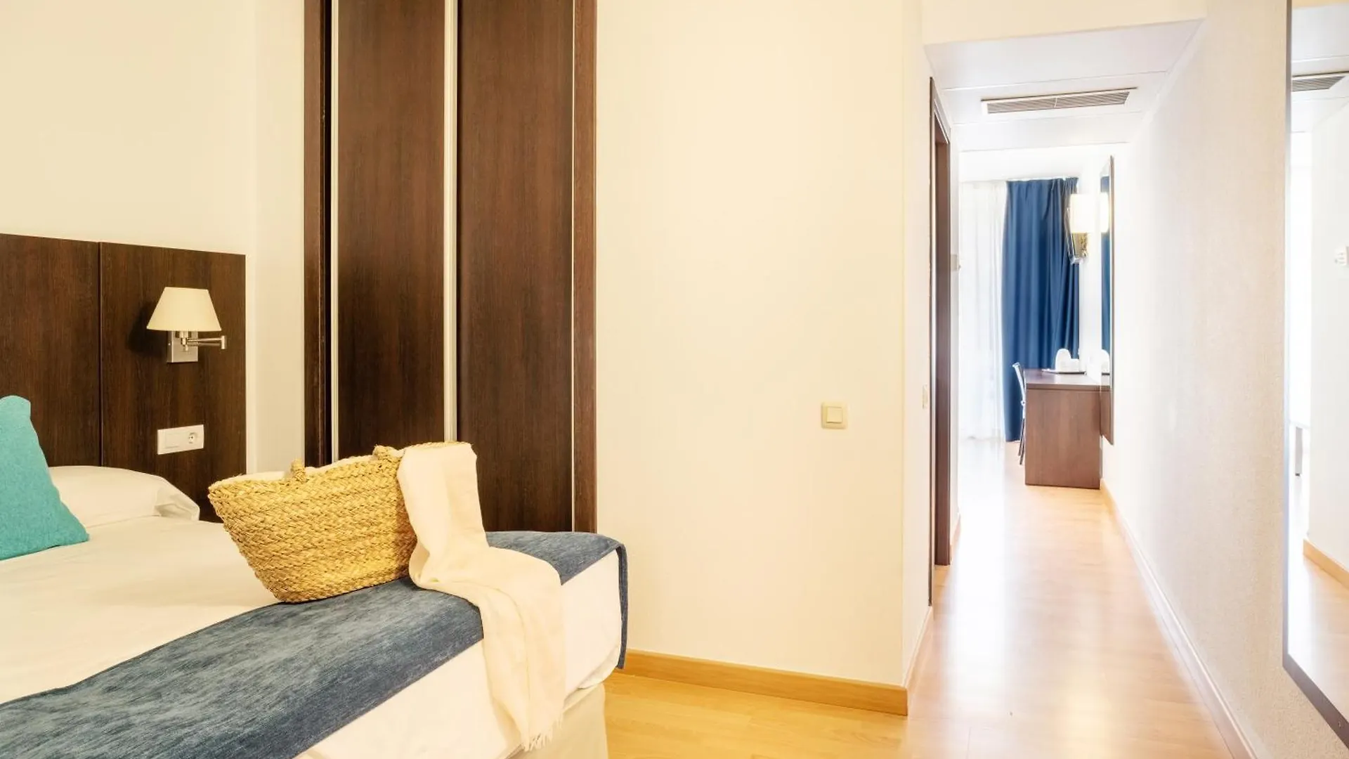 ****  Aparthotel Ona Паламос Испания
